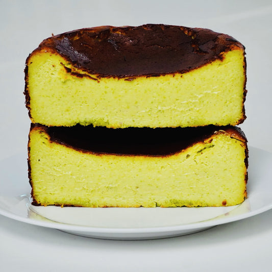 Pistachio Basque Cheesecake ピスタチオバスクチーズケーキ